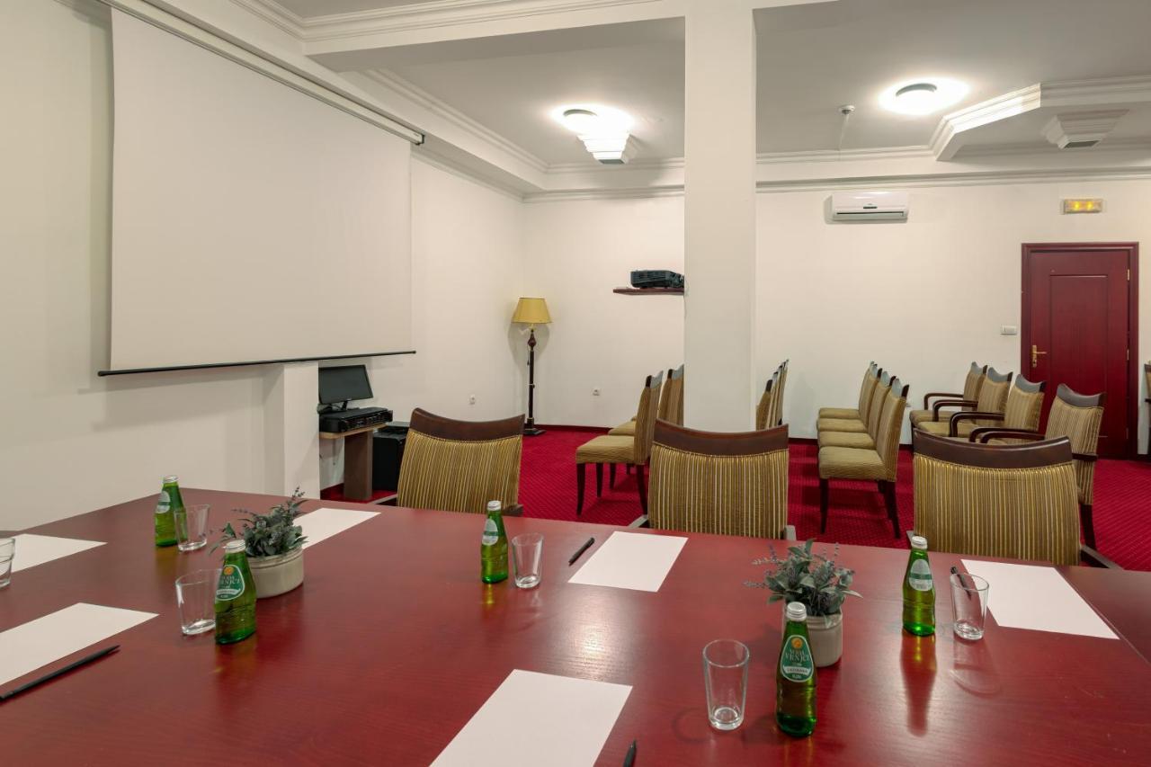 Garni Hotel Planeta Inn Novi Sad Eksteriør billede