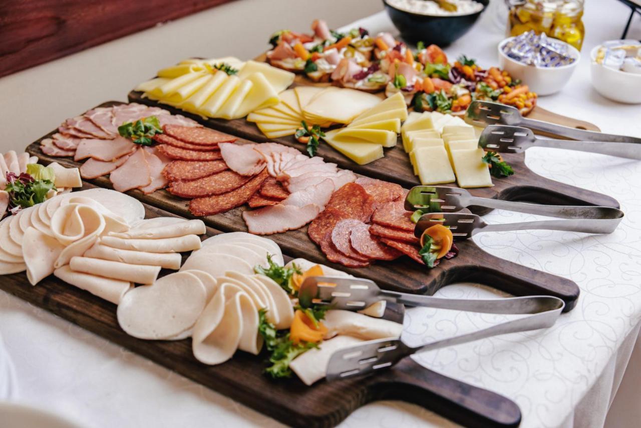 Garni Hotel Planeta Inn Novi Sad Eksteriør billede