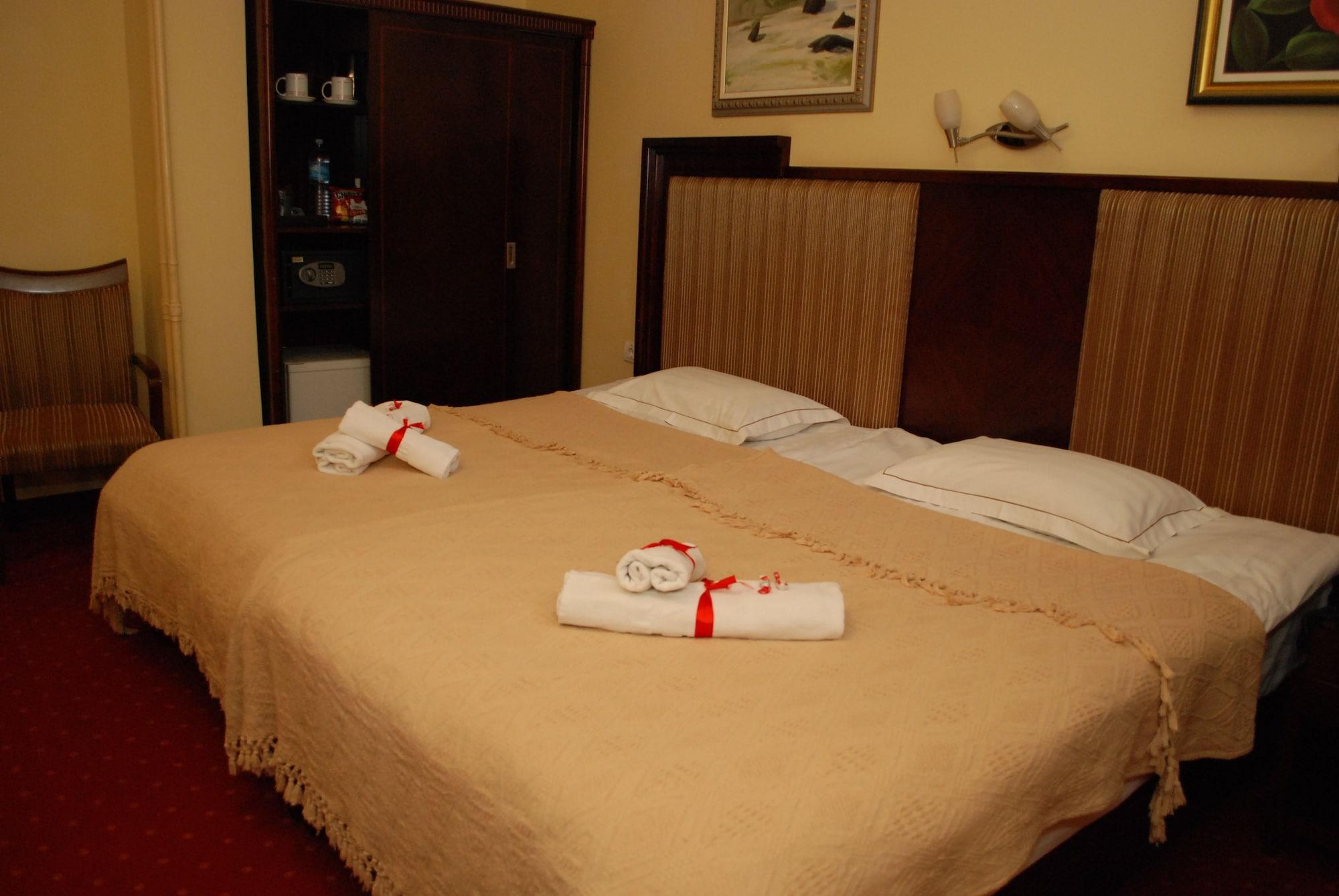Garni Hotel Planeta Inn Novi Sad Eksteriør billede