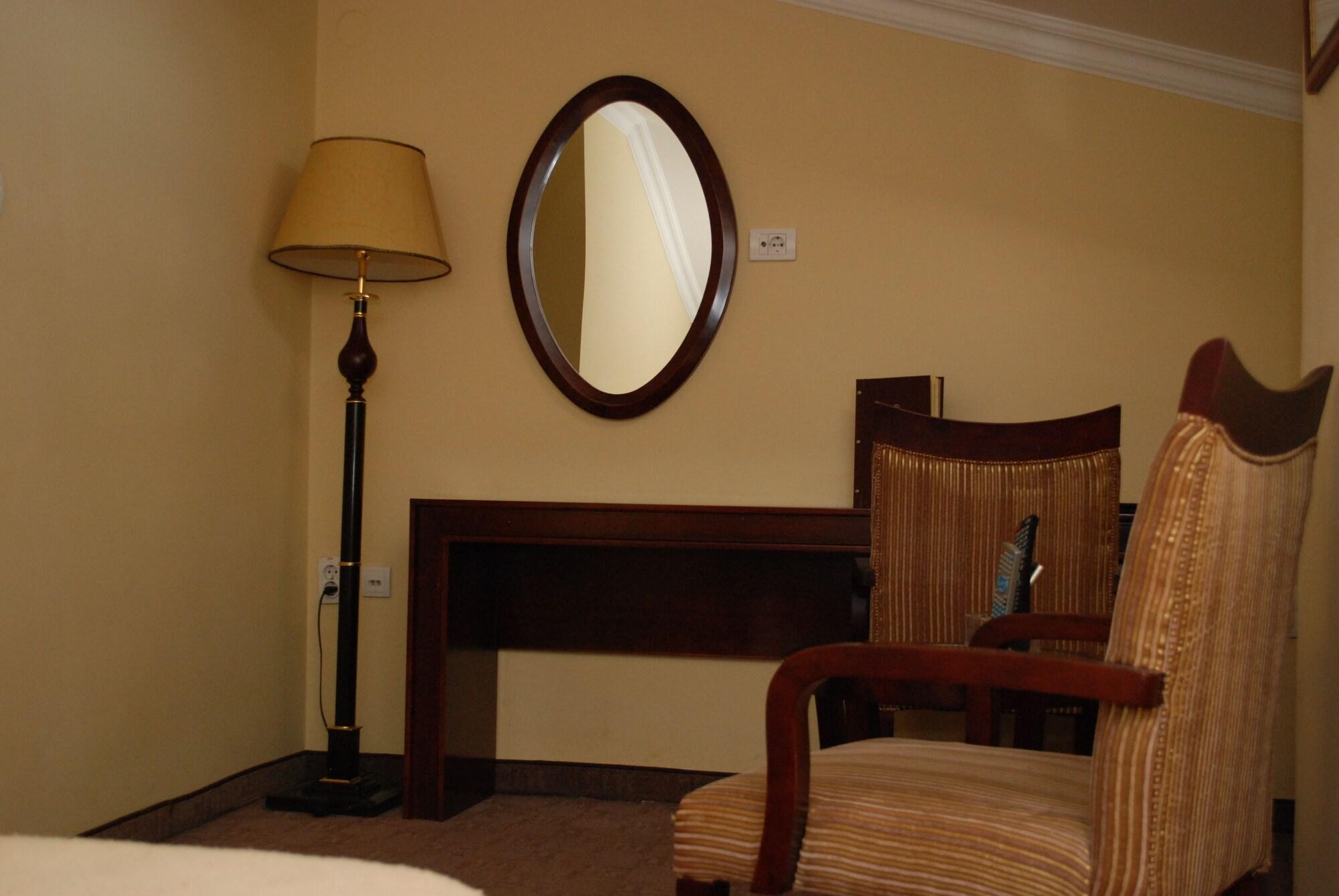 Garni Hotel Planeta Inn Novi Sad Eksteriør billede